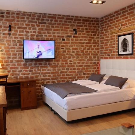 Apartament Przy Rynku Chełmno Exterior foto